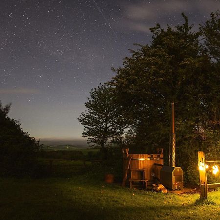 Great Links Yurt Hotel Lifton Exterior photo